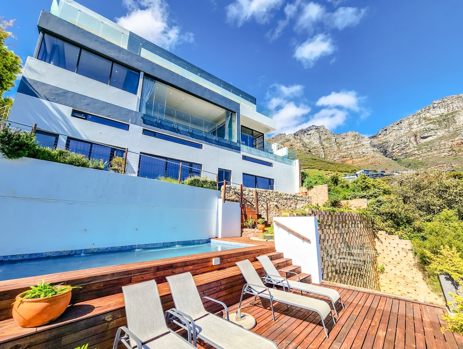 11 Bedroom Property for Sale in Camps Bay Western Cape
